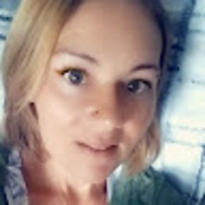 Meet your Posher, Becky